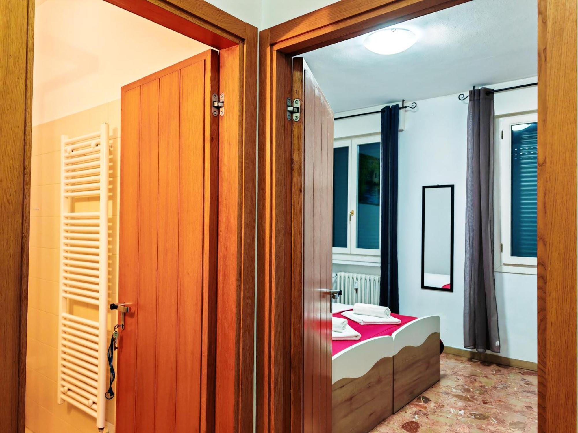 ונציה Goldmine Guest House 2 חדר תמונה